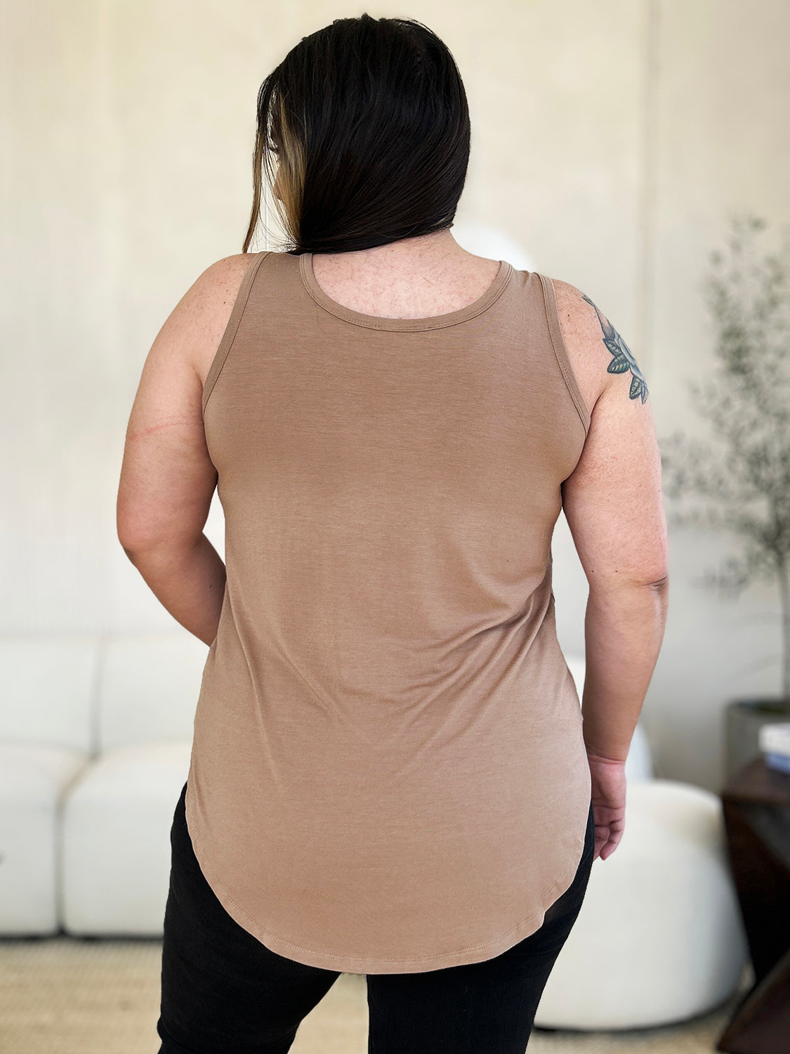 Round Neck Curved Hem Tank