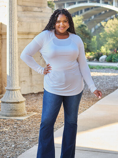 Round Neck Long Sleeve T-Shirt w/Thumbholes