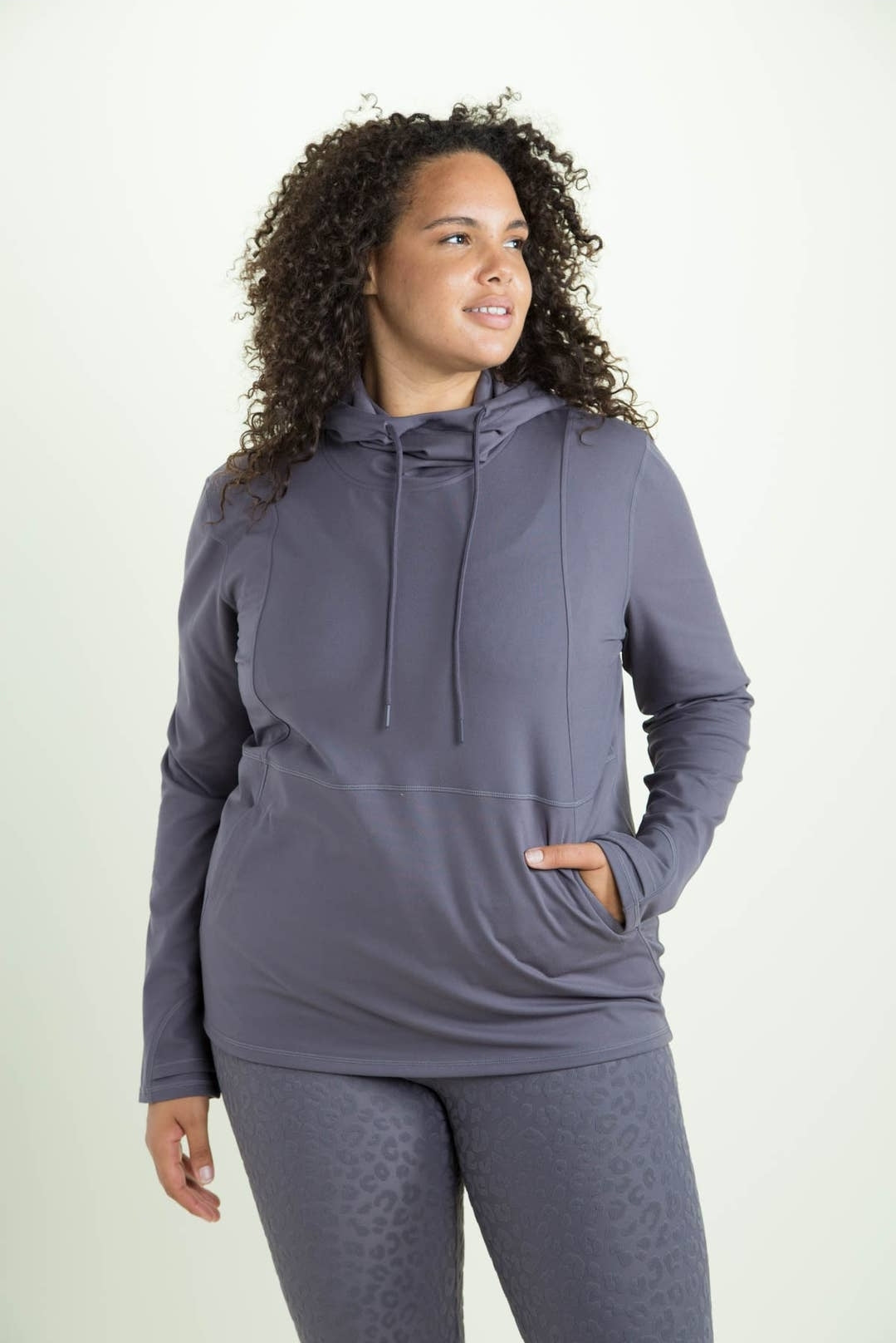 Boxy Active Essential Hoodie Pullover