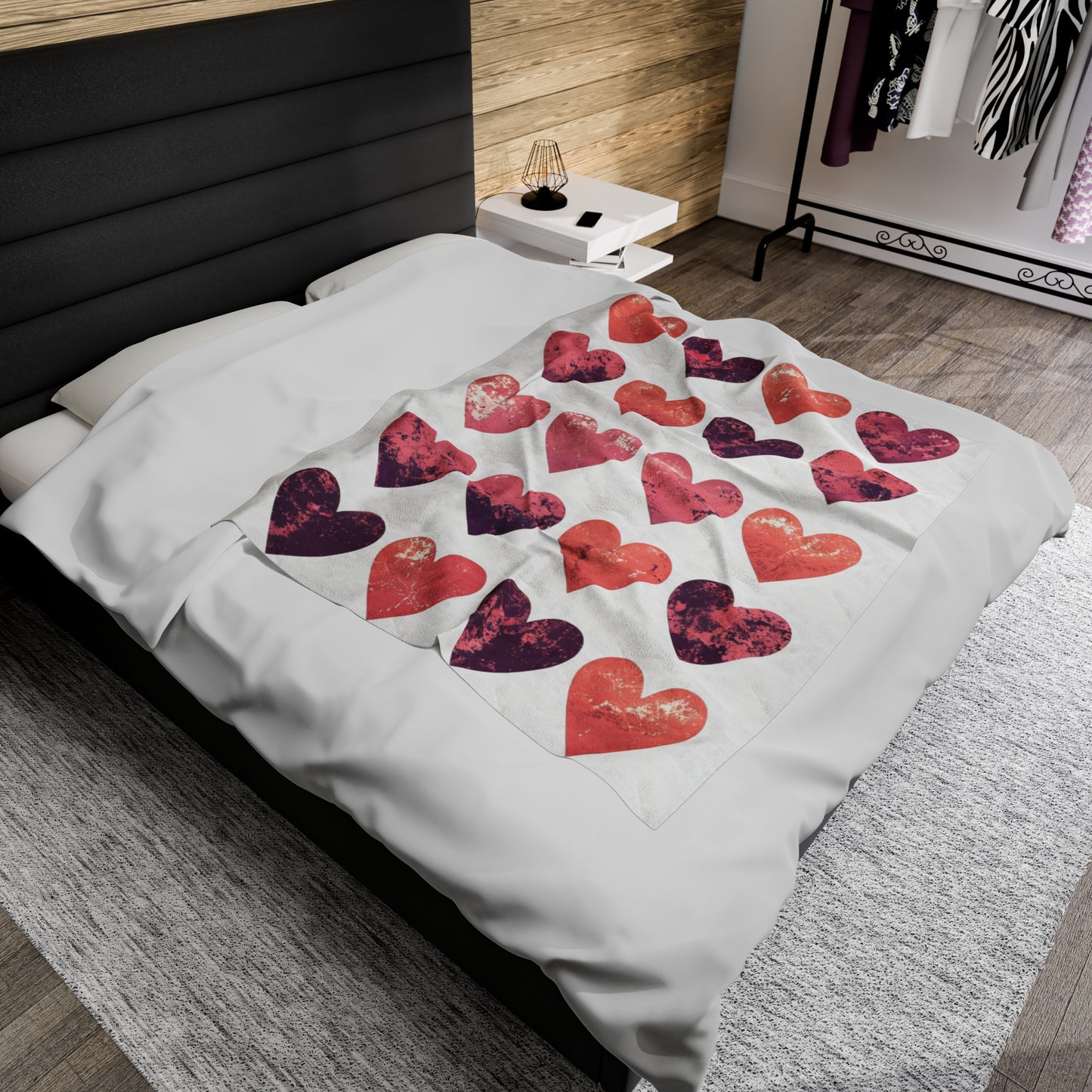 Hearts Velveteen Plush Blanket