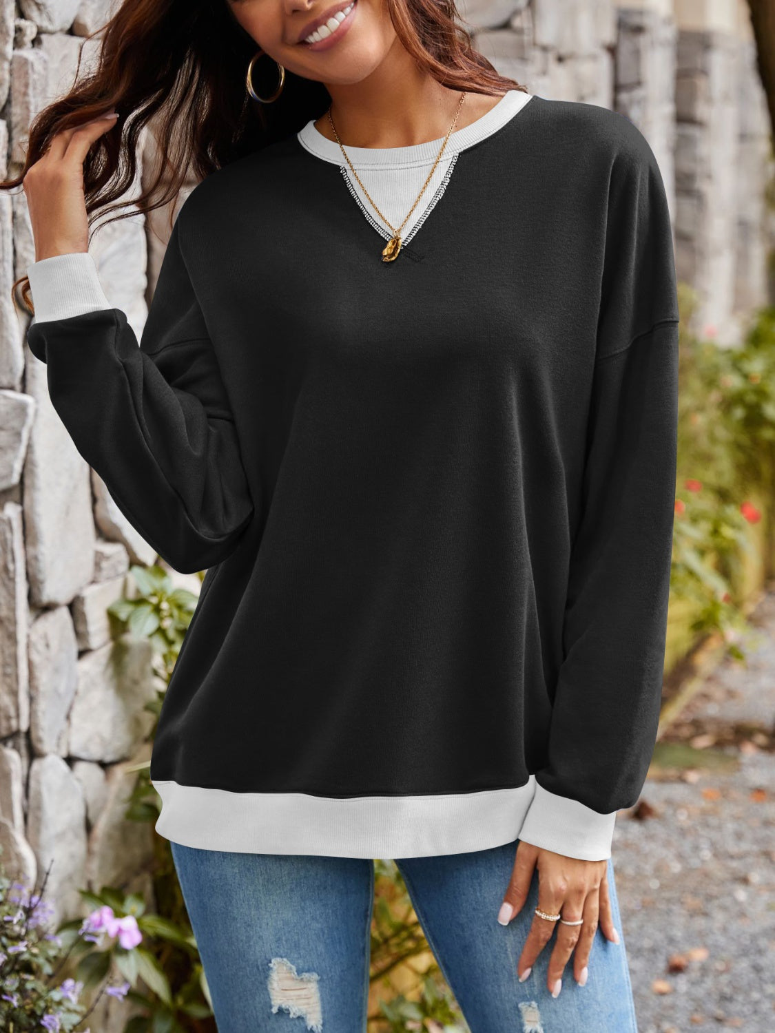 Contrast Round Neck Long Sleeve Sweatshirt