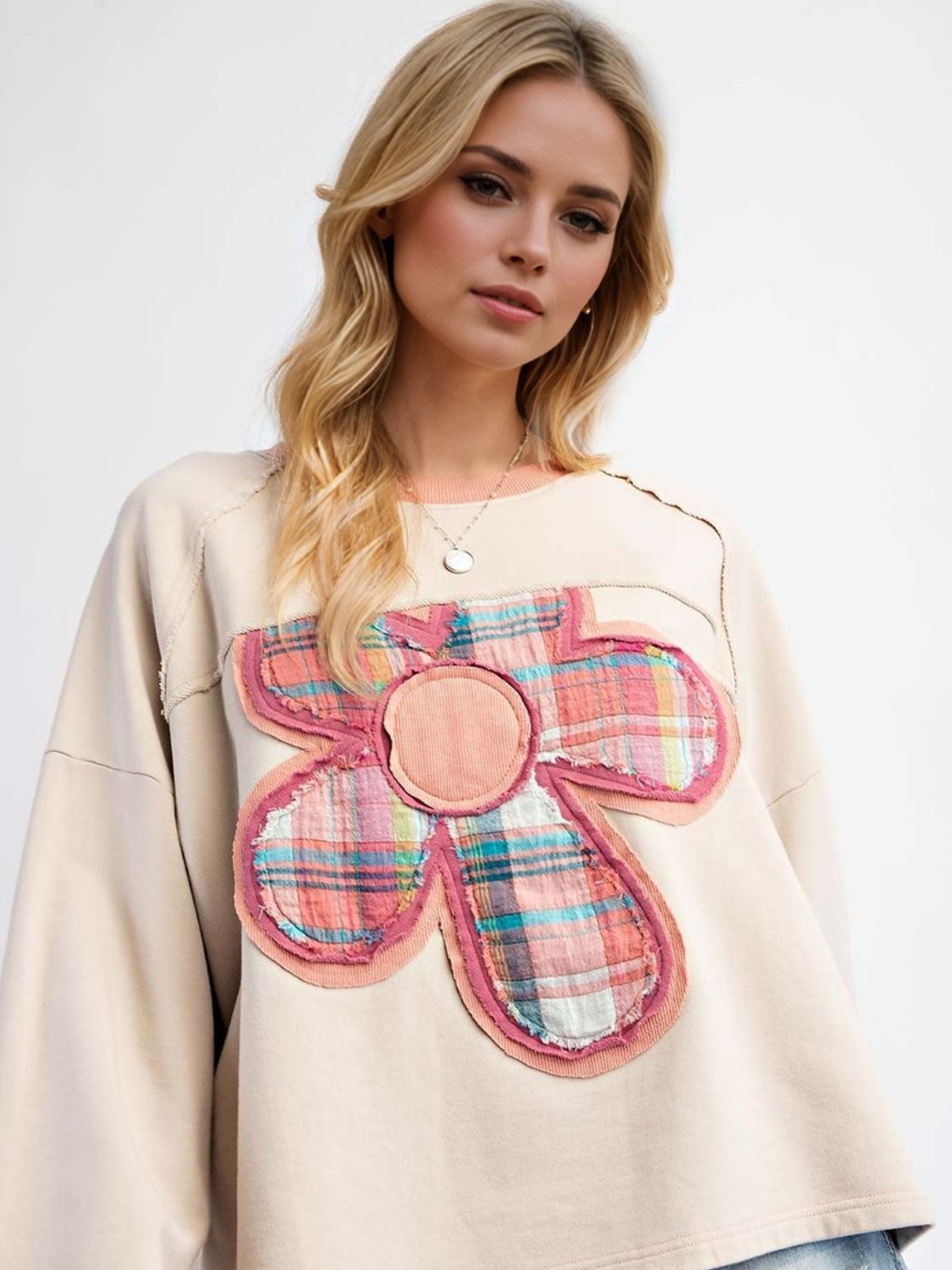 Flower Patch Plaid Round Neck Long Sleeve T-Shirt