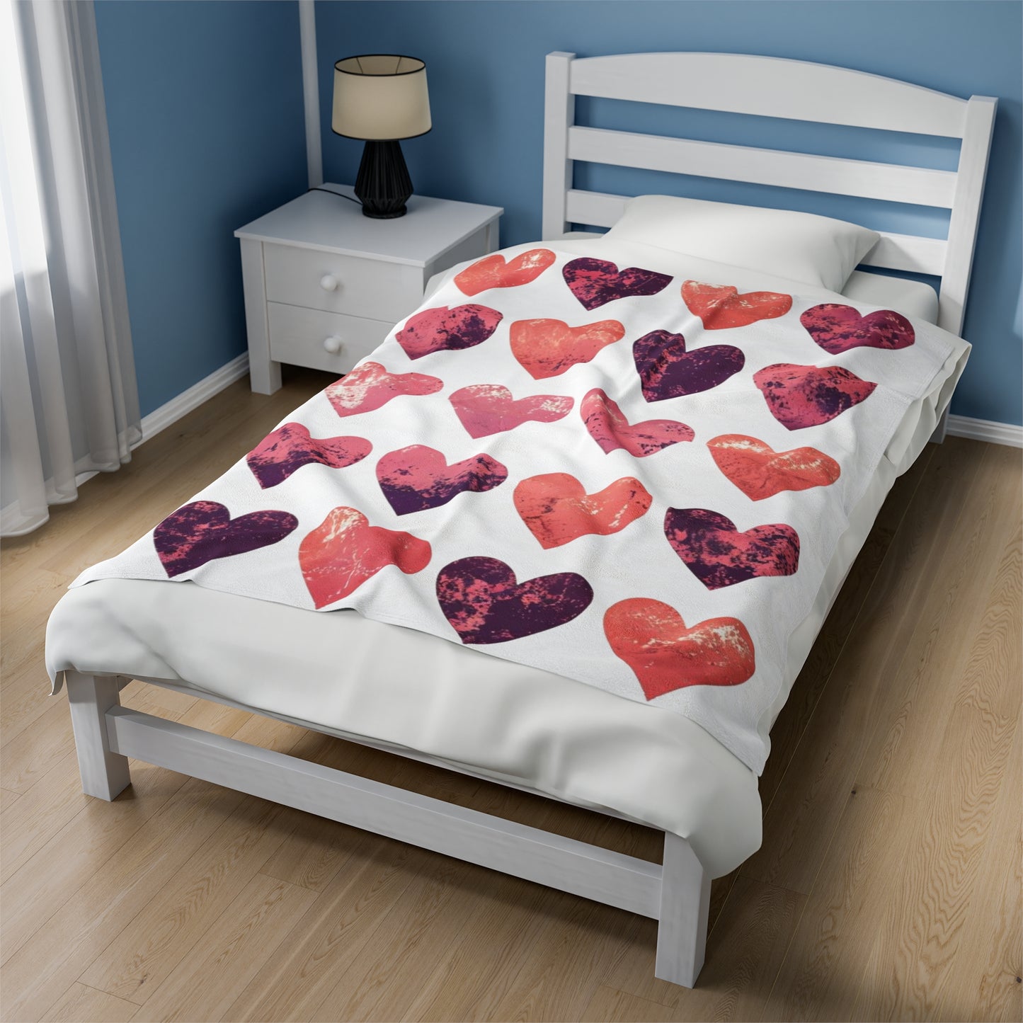 Hearts Velveteen Plush Blanket