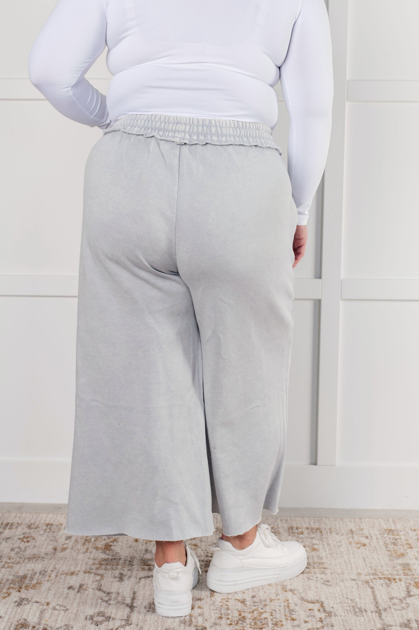 Day 20 - In or Out Wide Leg Cropped Pants in Light Grey