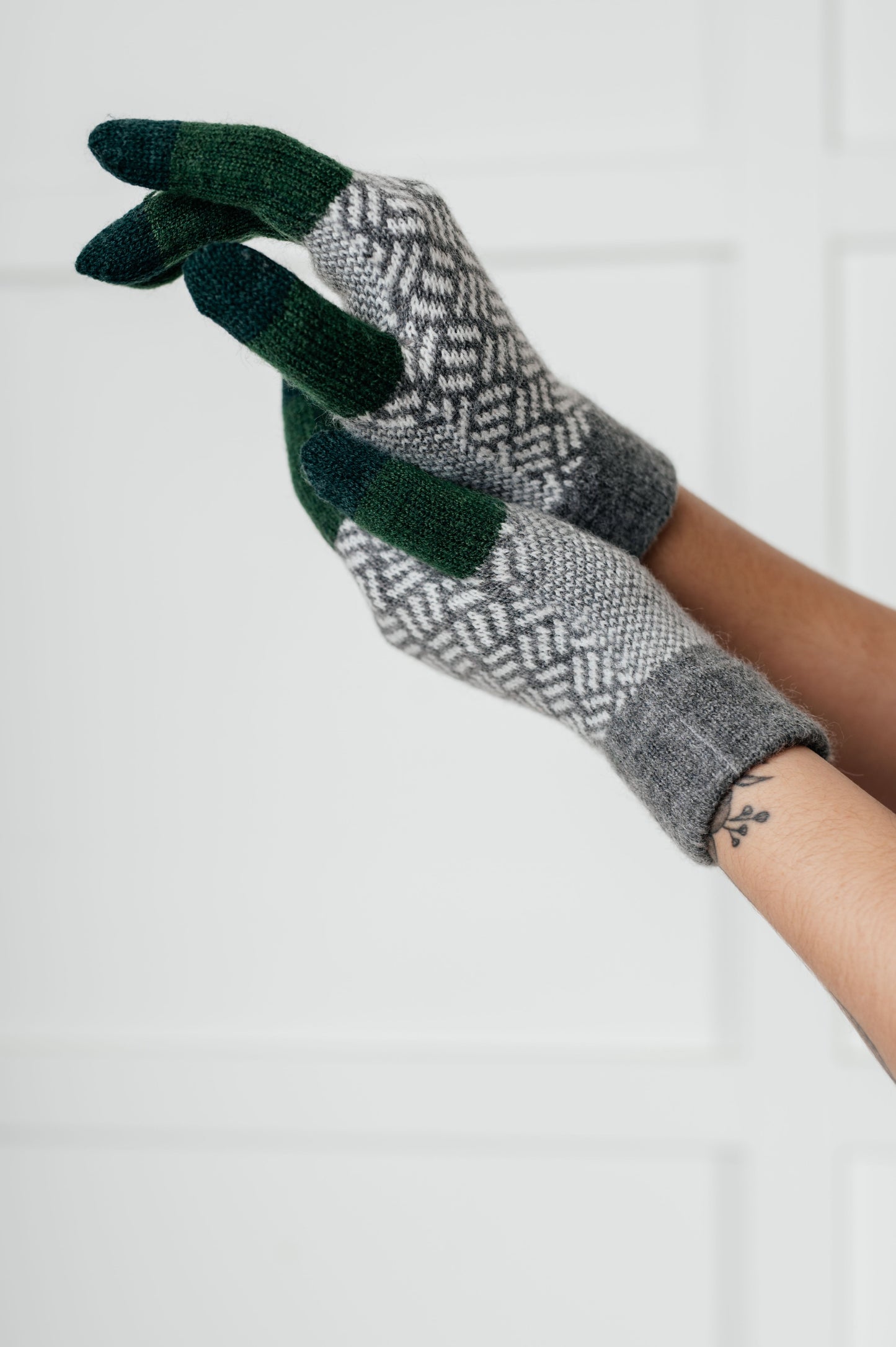 Day 15 - Touch and Go Patterned Glove Trio