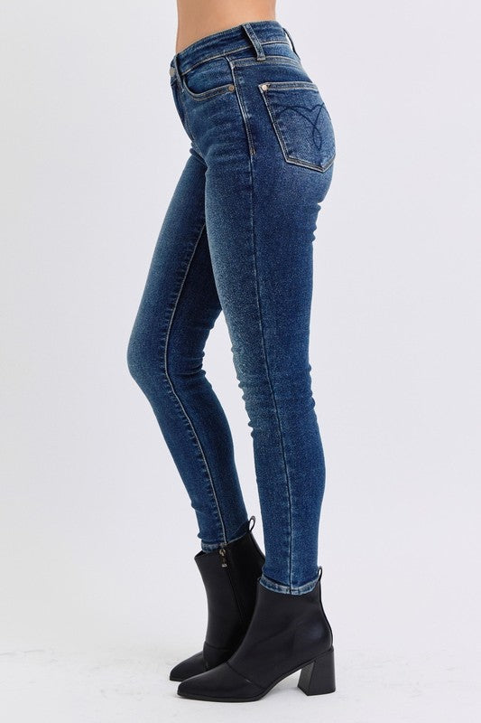 Day 17 - Judy Blue Mid-Rise Waist Skinny Jeans with Thermal Lining