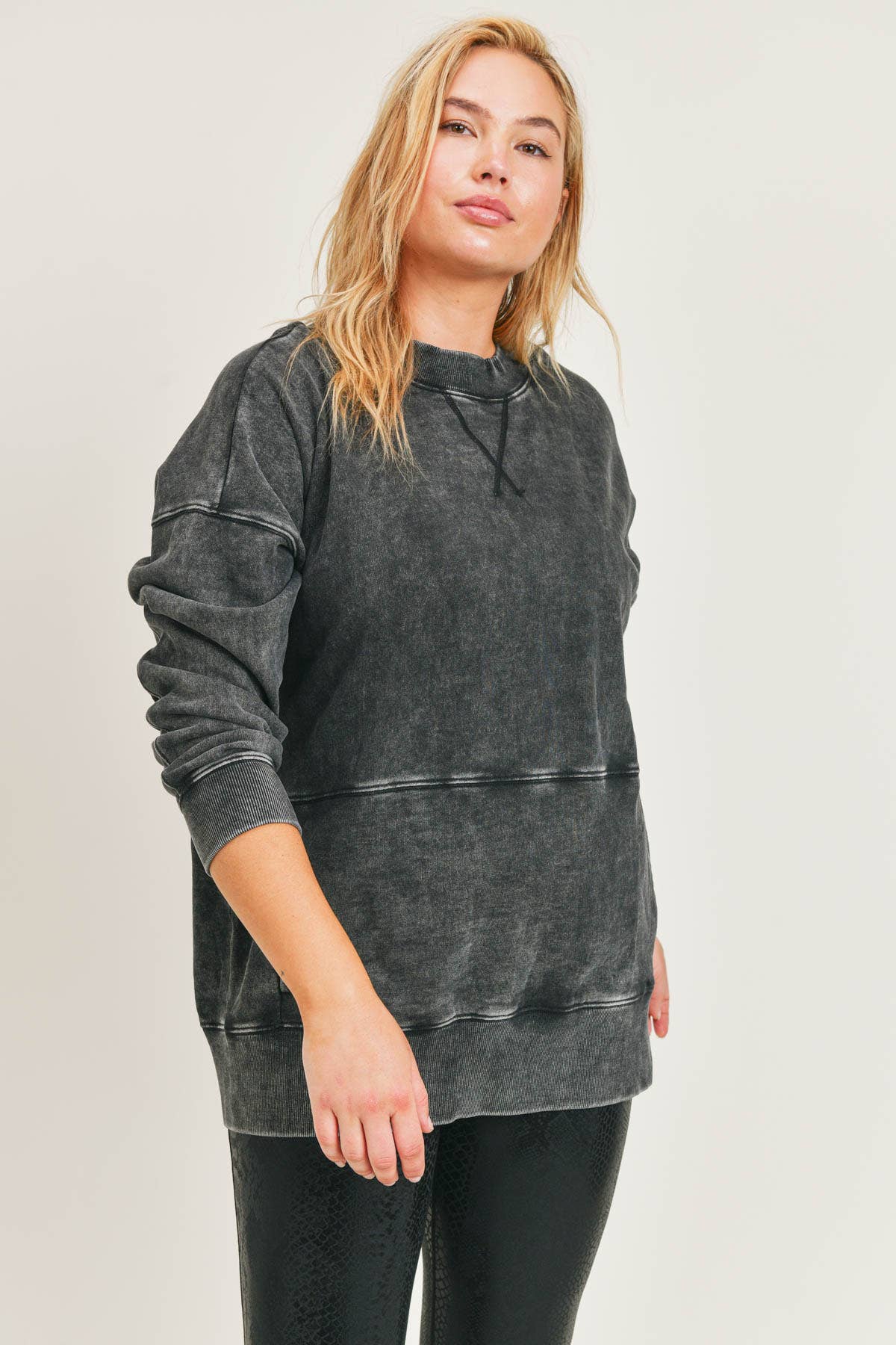 Mineral-Washed Fleece Longline Pullover