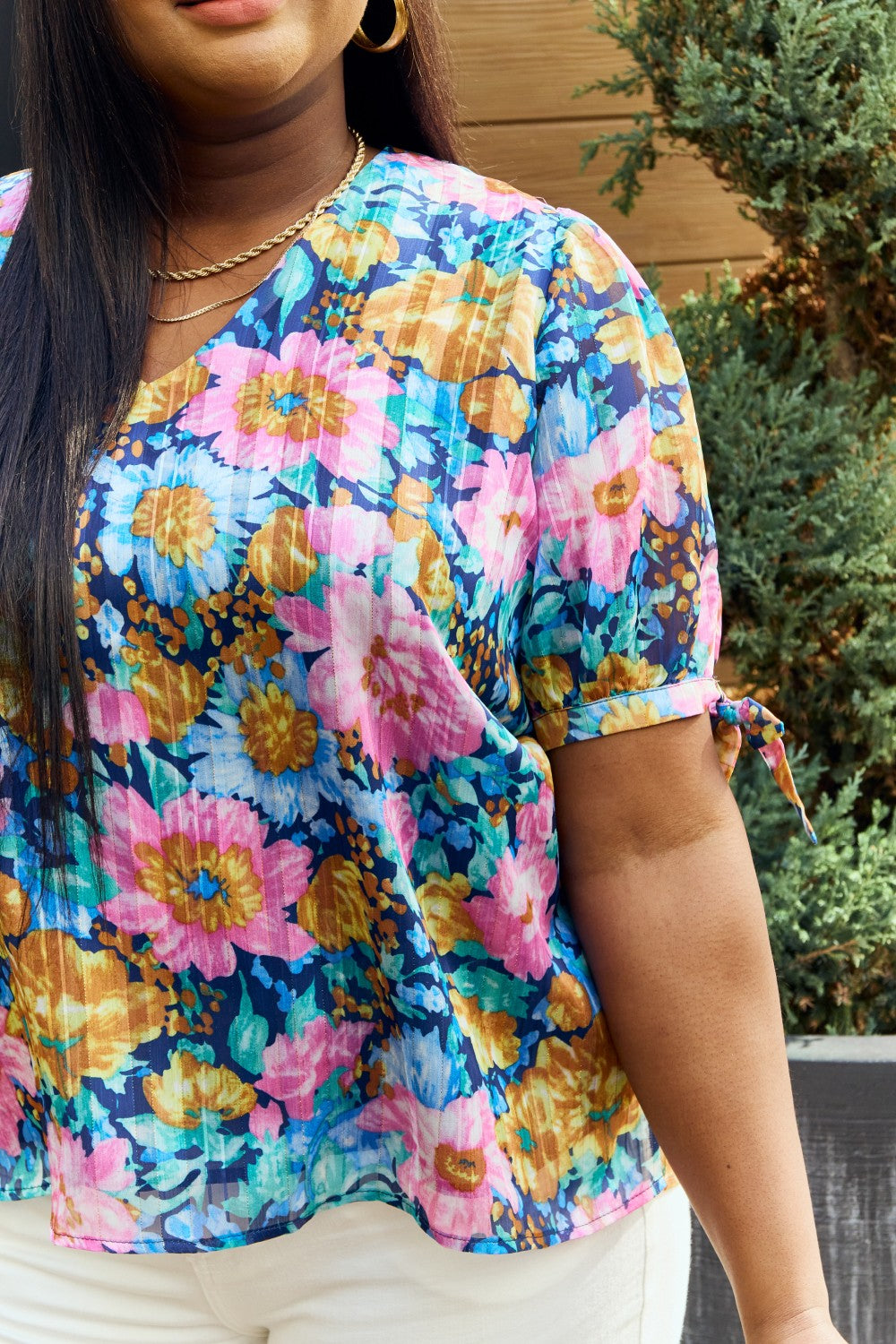 Floral V-Neck Tie Detail Blouse